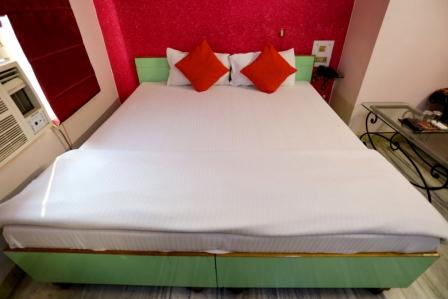 Superior Ac Room
